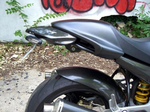 Heck/Umbau Kennzeichenhalter Rücklicht/Blinker für Ducati Monster Bj 00- Motorrad