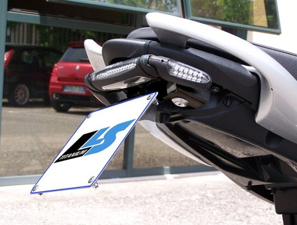 Kennzeichenhalter inkl LED für Suzuki SFV 650 Gladius Motorrad